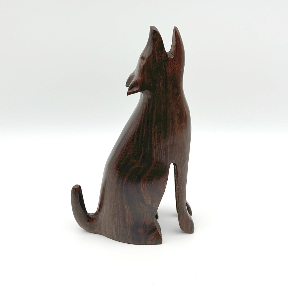 Desert Ironwood Howling Wolf‎ Figurine 6" Hand Carved Vintage Southwestern Decor